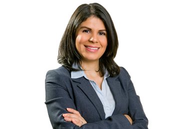 Ana Beatriz Alpizar, Gerente de Servicios de Negocios & Outsourcing    